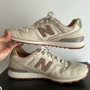 New Balance 996 Shoes